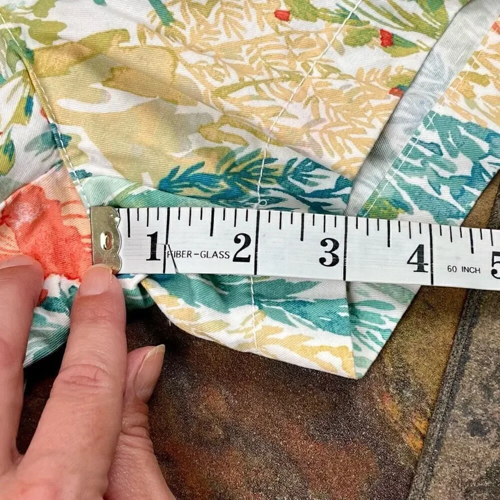 NWT Old Navy Floral Reef Shorts 0